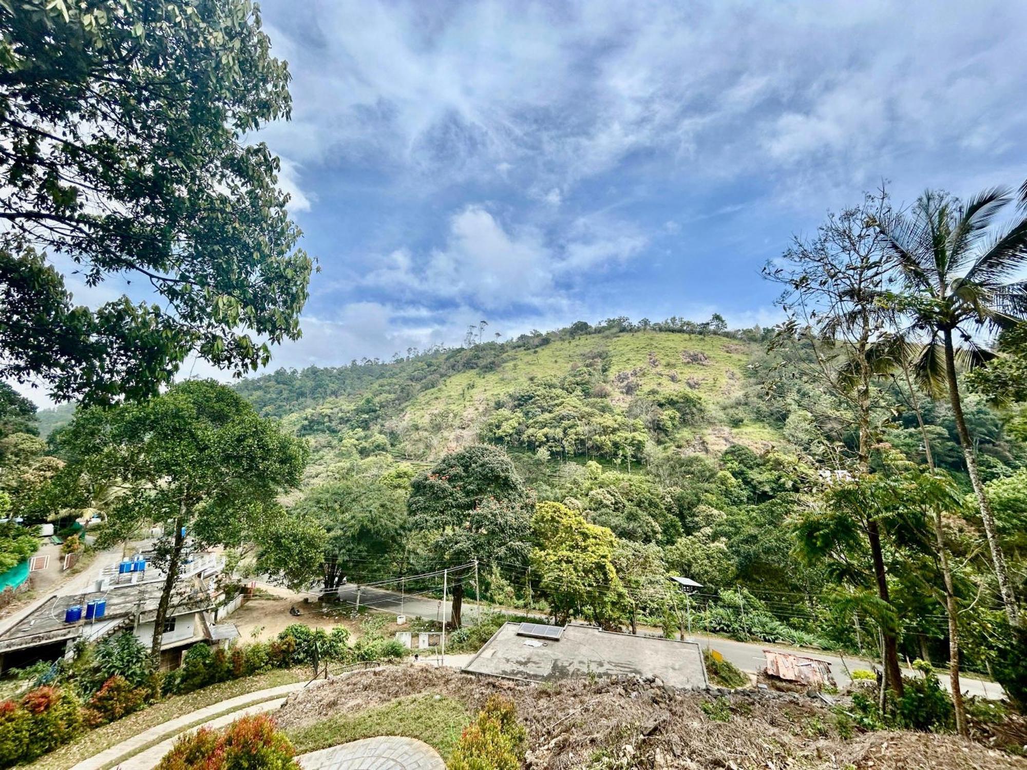 Misty Heights Peermade - Private Mountain Villa Retreat Vandiperiyār Exterior photo
