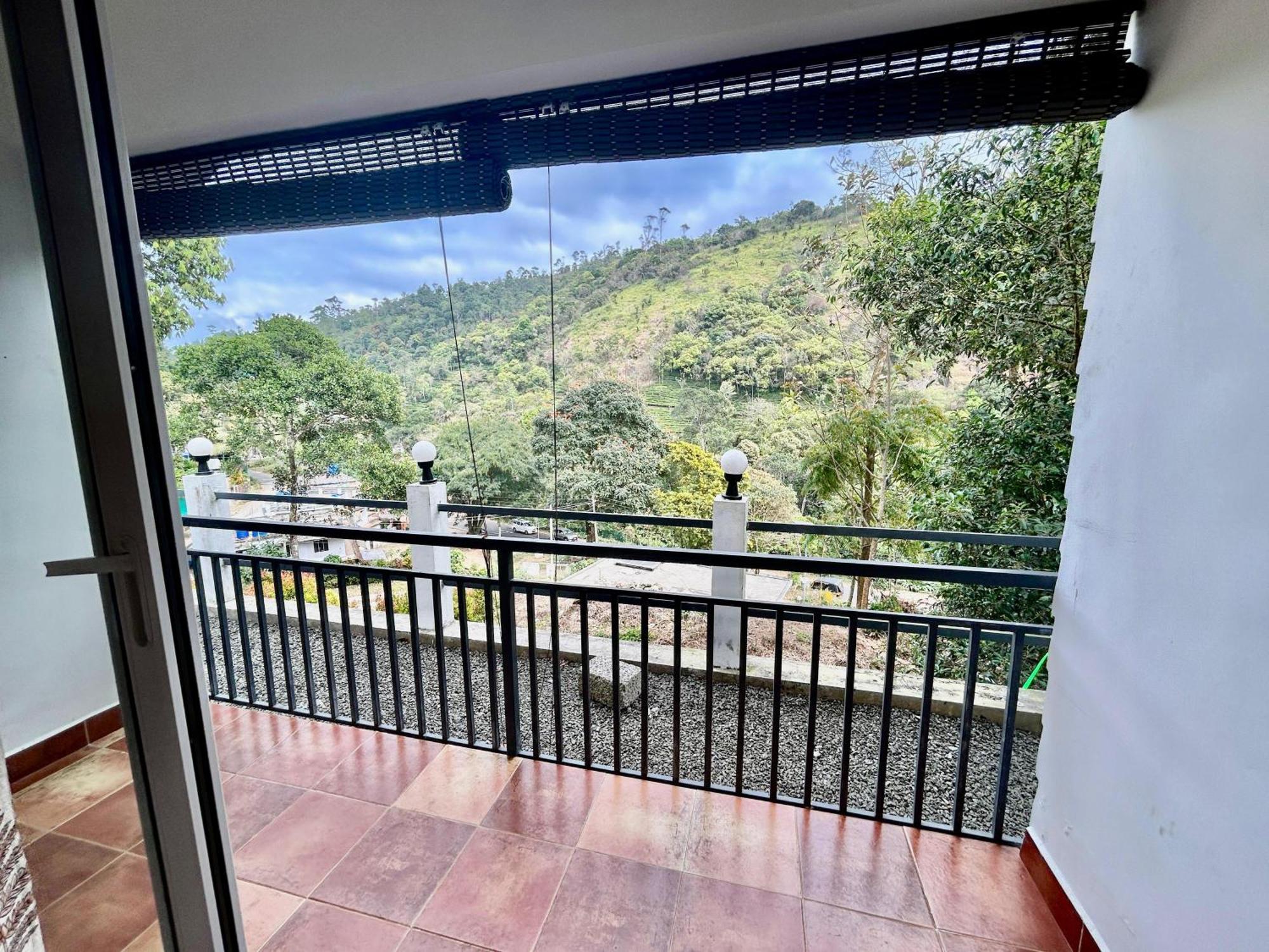 Misty Heights Peermade - Private Mountain Villa Retreat Vandiperiyār Exterior photo