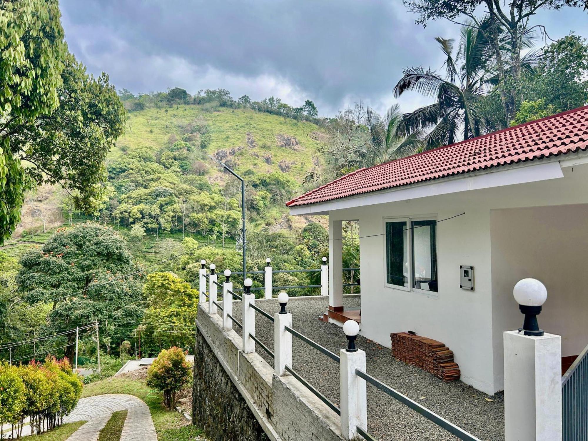Misty Heights Peermade - Private Mountain Villa Retreat Vandiperiyār Exterior photo